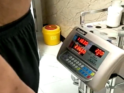481斤中华第一胖刘尚涛来长春康达减肥，现体重236.6斤
