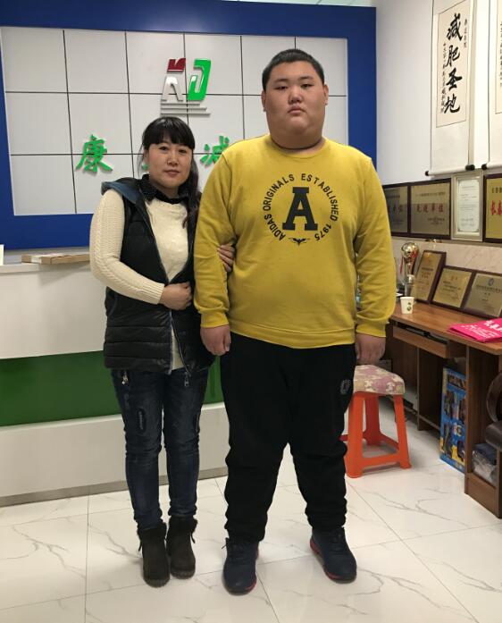 辽宁张旸哲康达减肥140斤返家上学