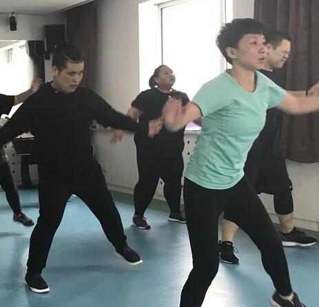 军医推荐八中科学减肥方法