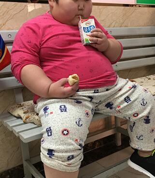 【康达减肥】减少儿童肥胖,合理饮食是关键
